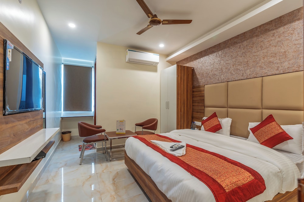 Deluxe Room with Balcony