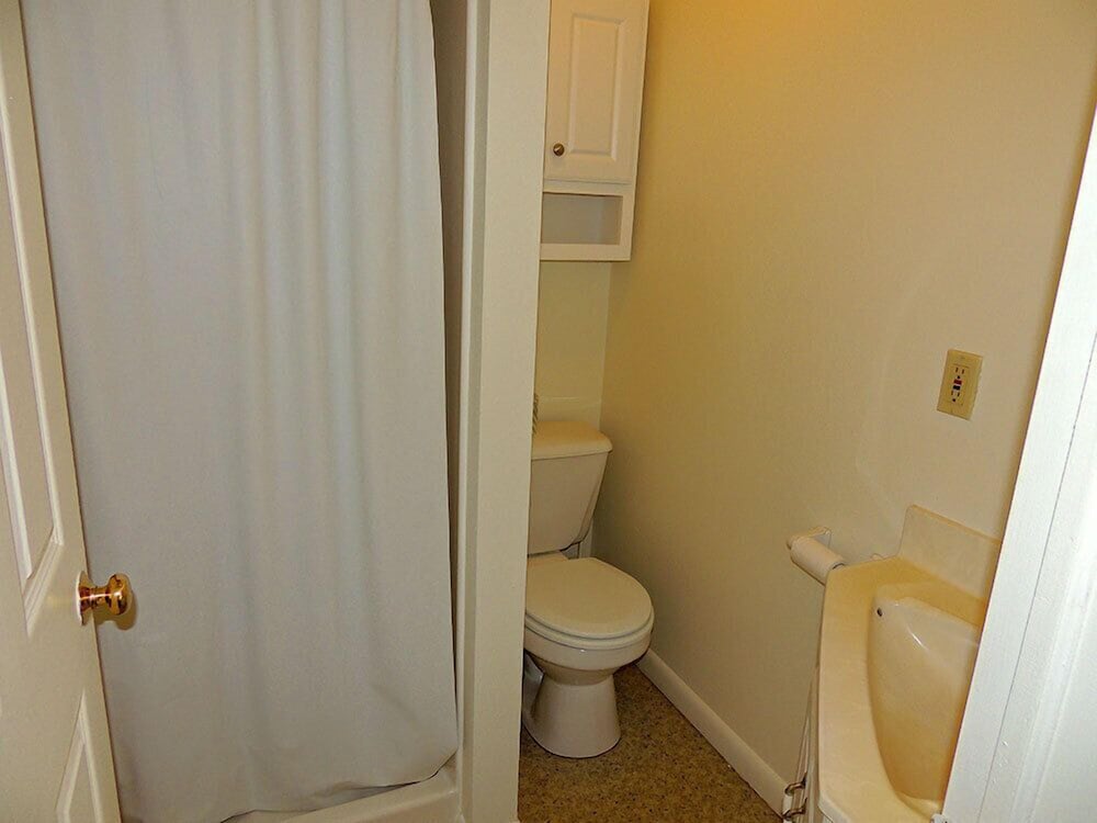 1 BR Cottage #16 Twin Beds