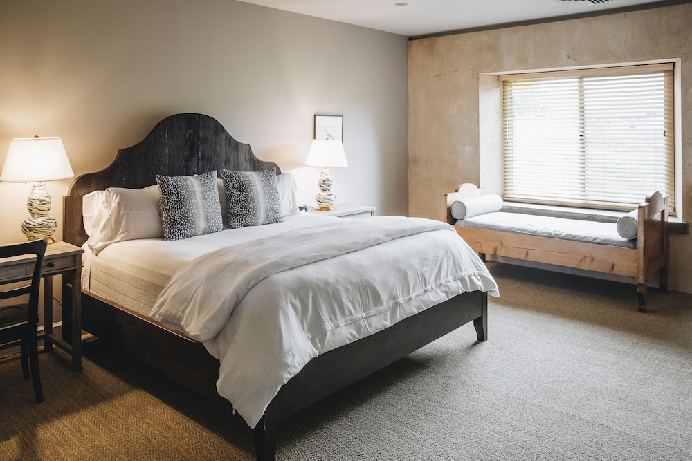 Suite 3