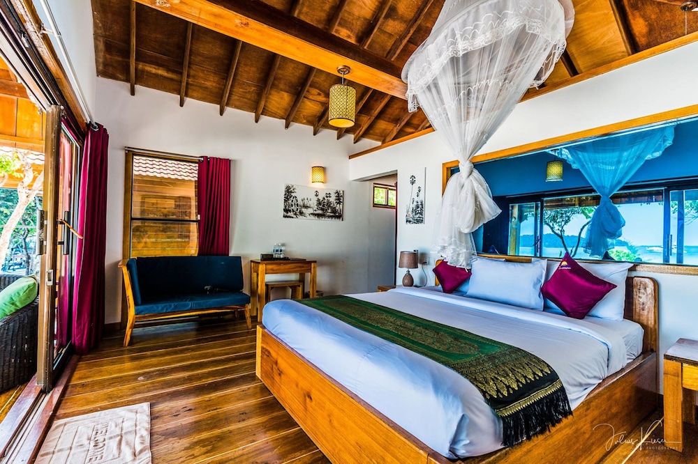 Beachfront Villa