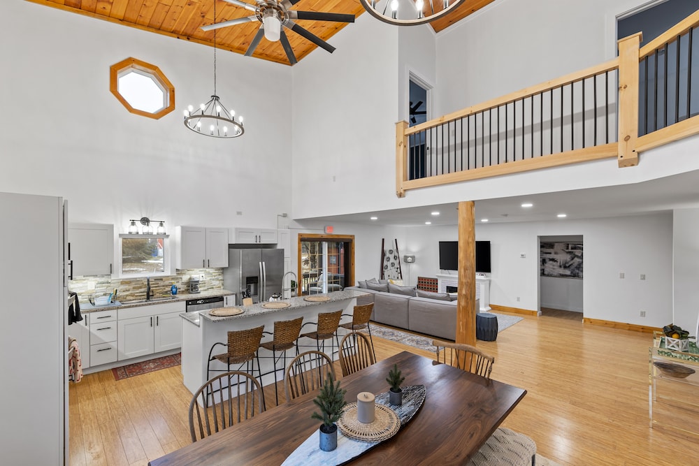 Saranac House - 4BD photo 1