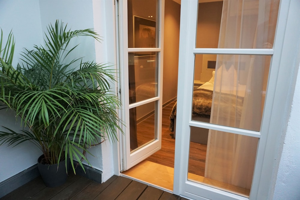 Exclusive Double Room, Patio photo 3