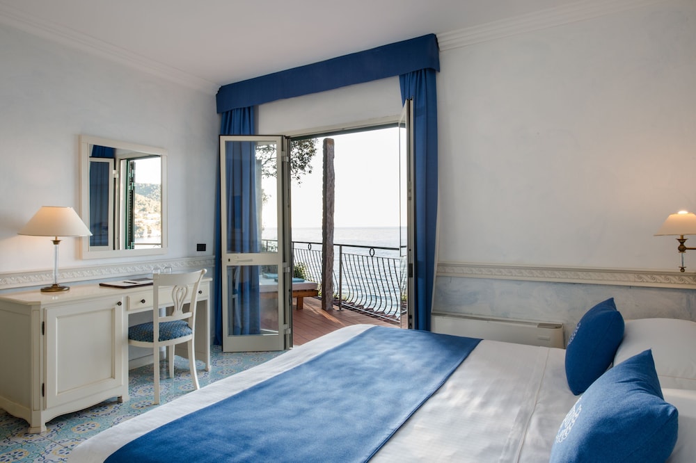 Triple Room, Sea View photo 3