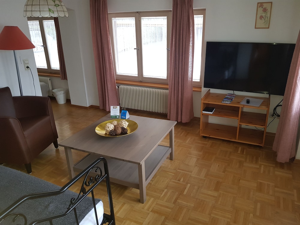 Apartment photo 2