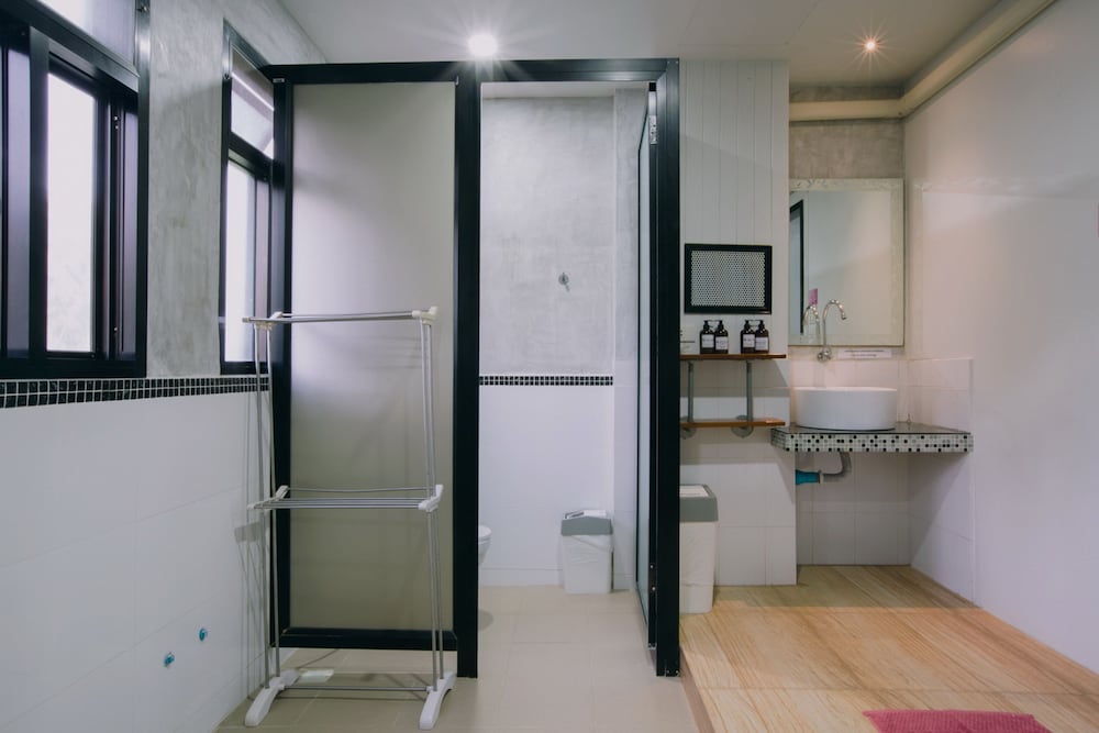 Deluxe Shared Dormitory, Mixed Dorm photo 3