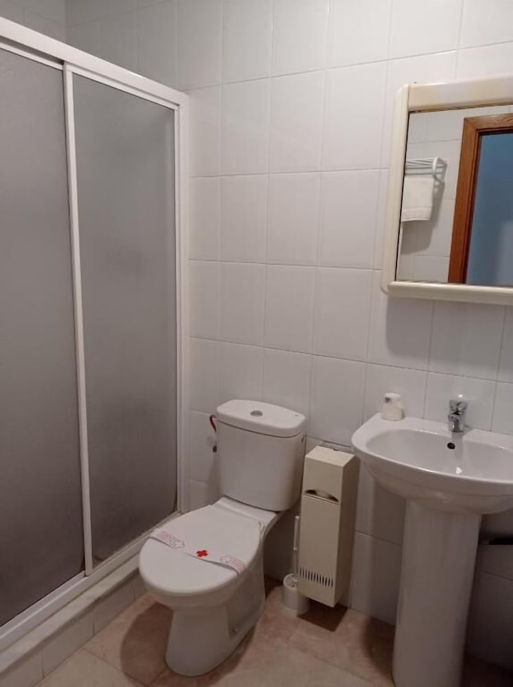 Single Room photo 3