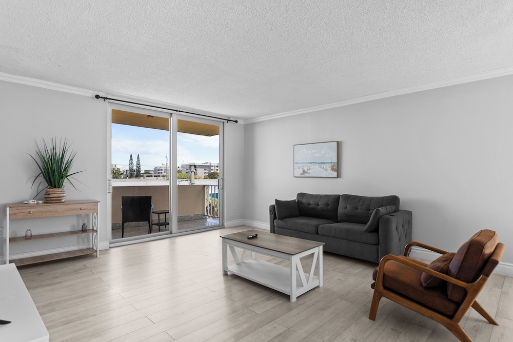 Apartment, Balcony photo 1