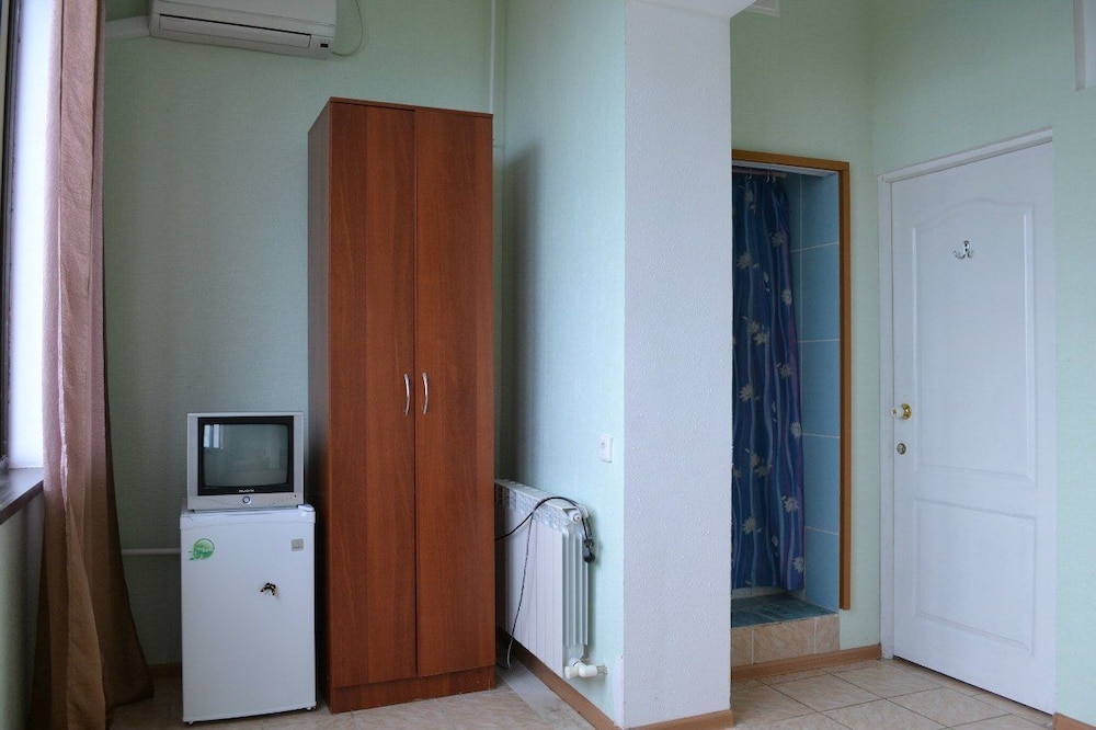 Basic Triple Room, Sea View photo 2
