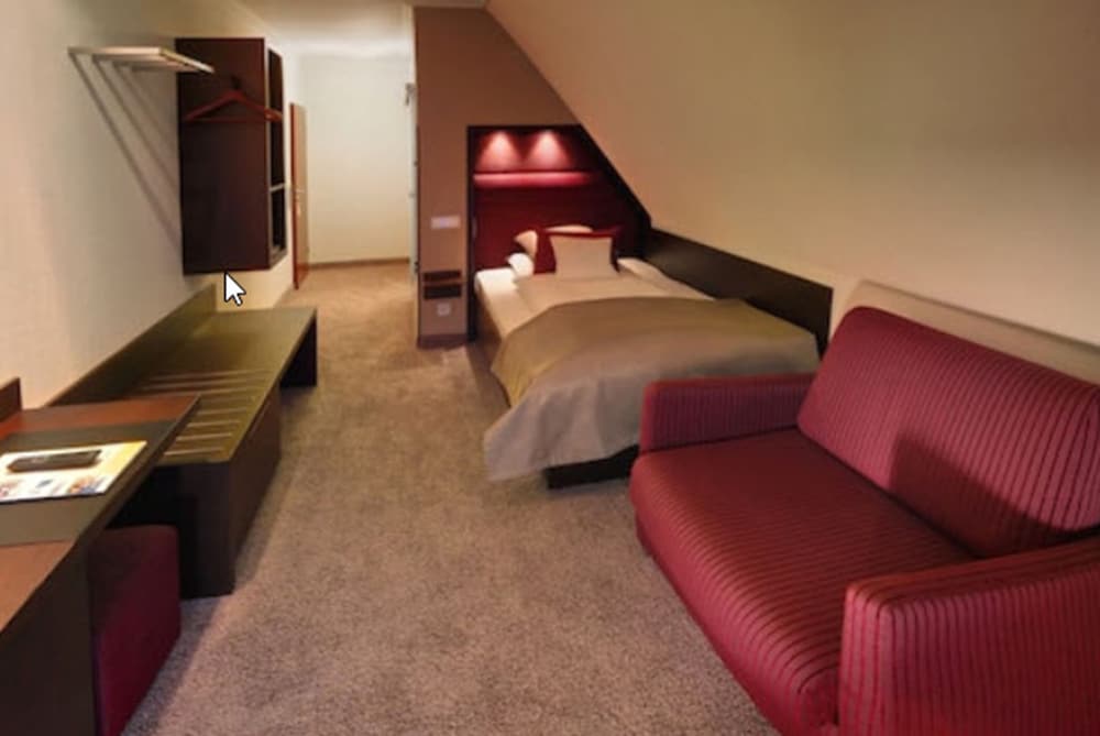 Business Single Room