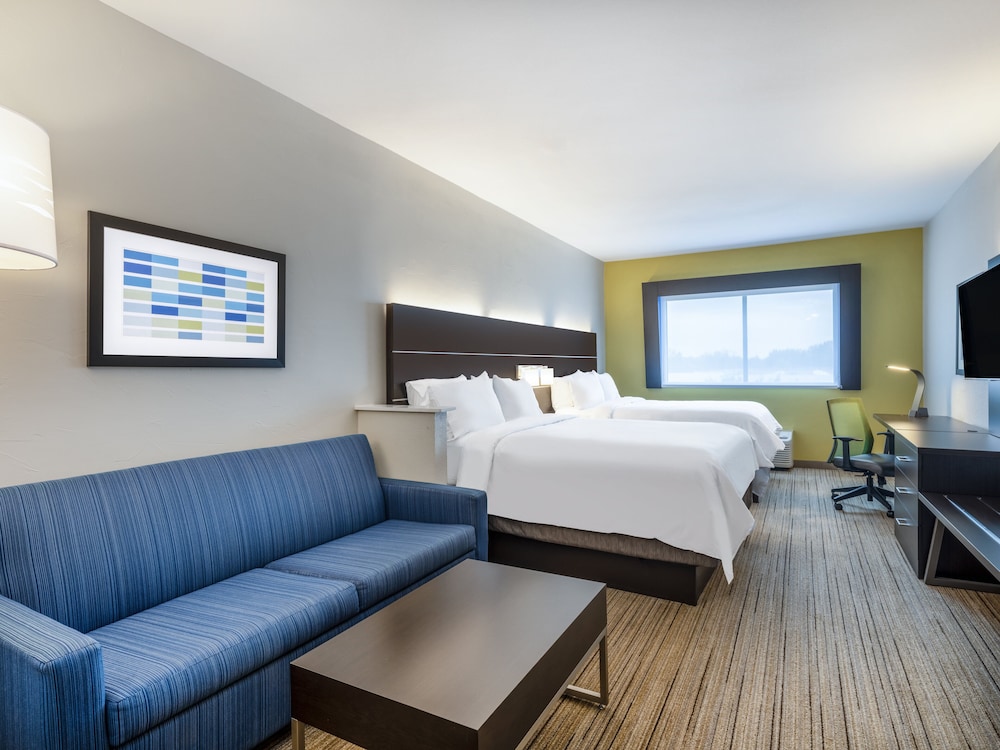 Suite, 2 Queen Beds (Additional Living Area) - Photo 2