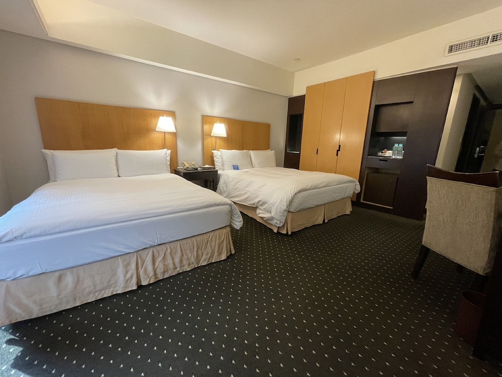 Classic Quadruple Room - Photo 1