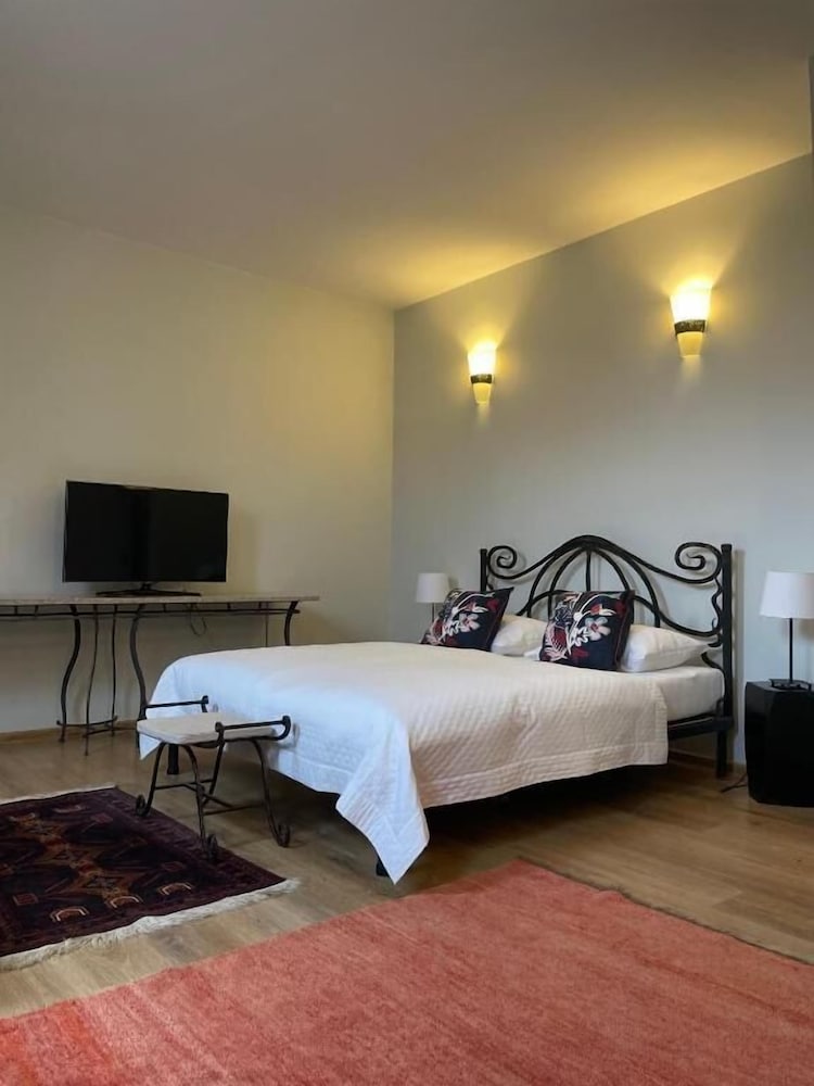 Premium Studio Suite, 1 Bedroom photo 2