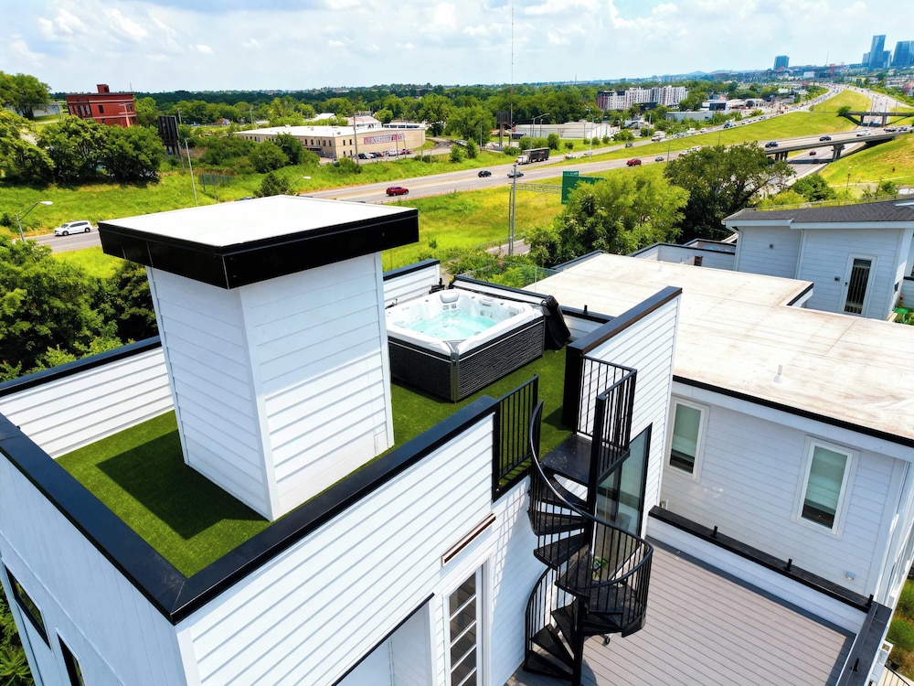 Elevator With Rooftop Hot Tub Pet-friendly Yard, Foto 52