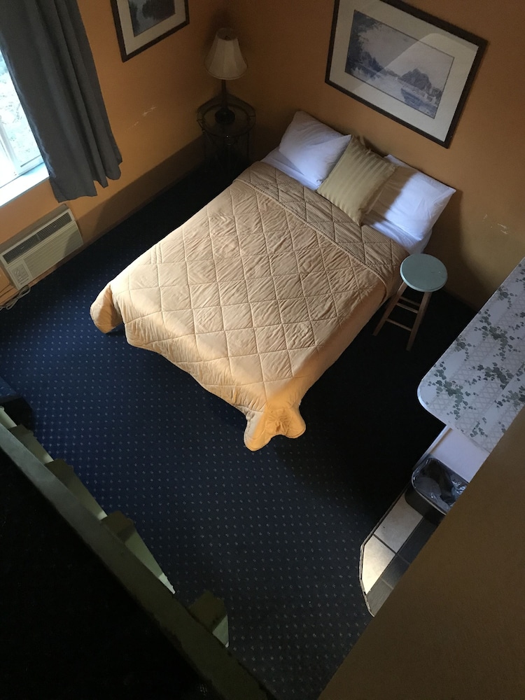 Deluxe Loft