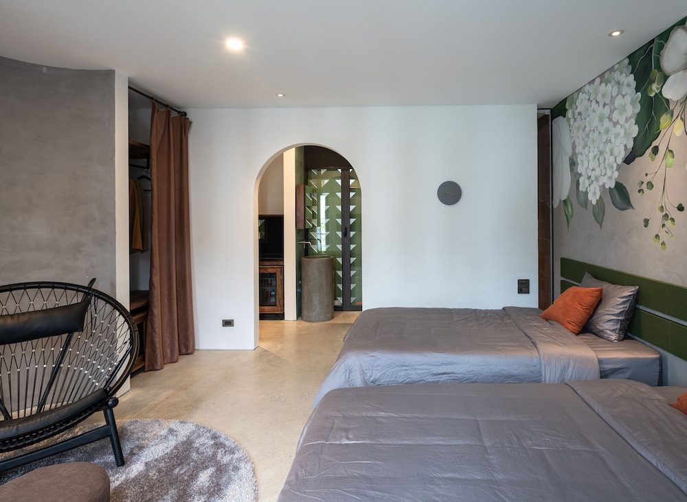 Deluxe Double or Twin Room photo 3