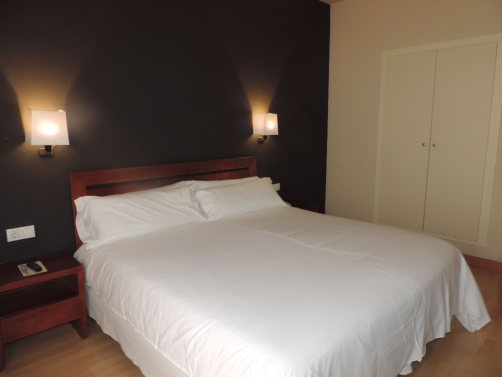 Standard Double Room, Balcony, Mountain View photo 3