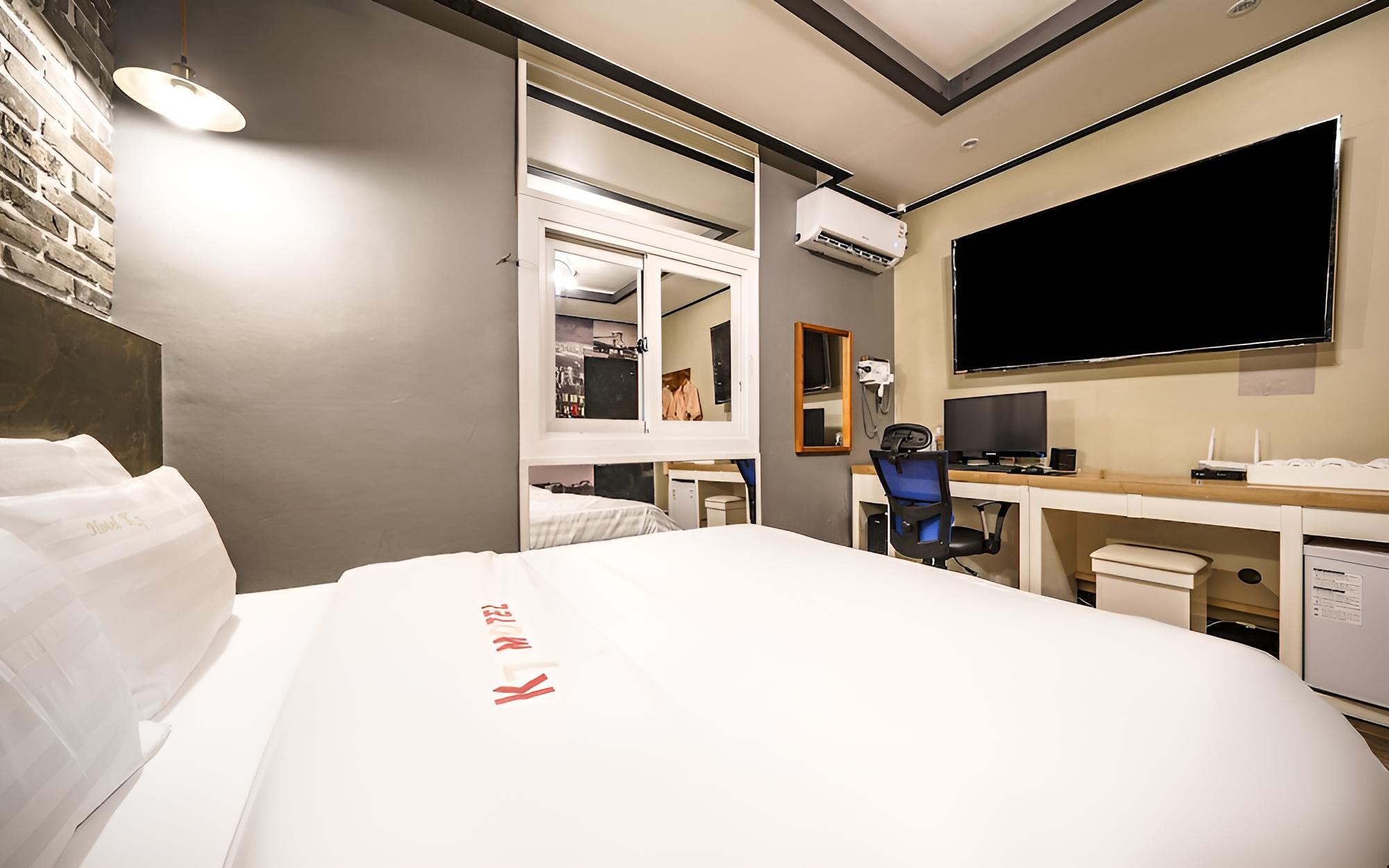 Room (Twin room - Netflix Disney integrated) - Photo 5