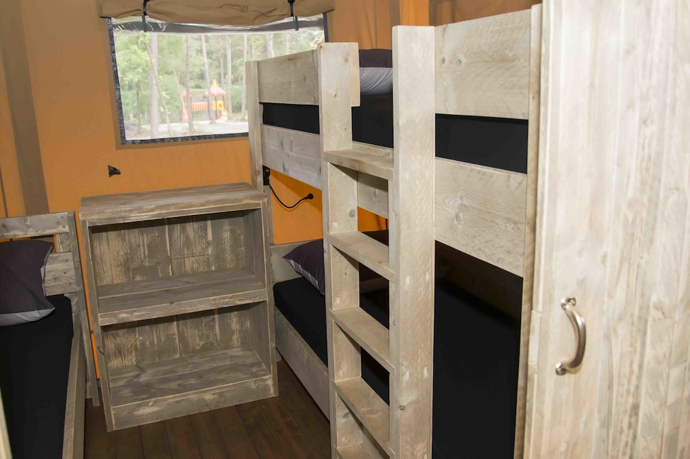 Premium Tent, 3 Bedrooms photo 1