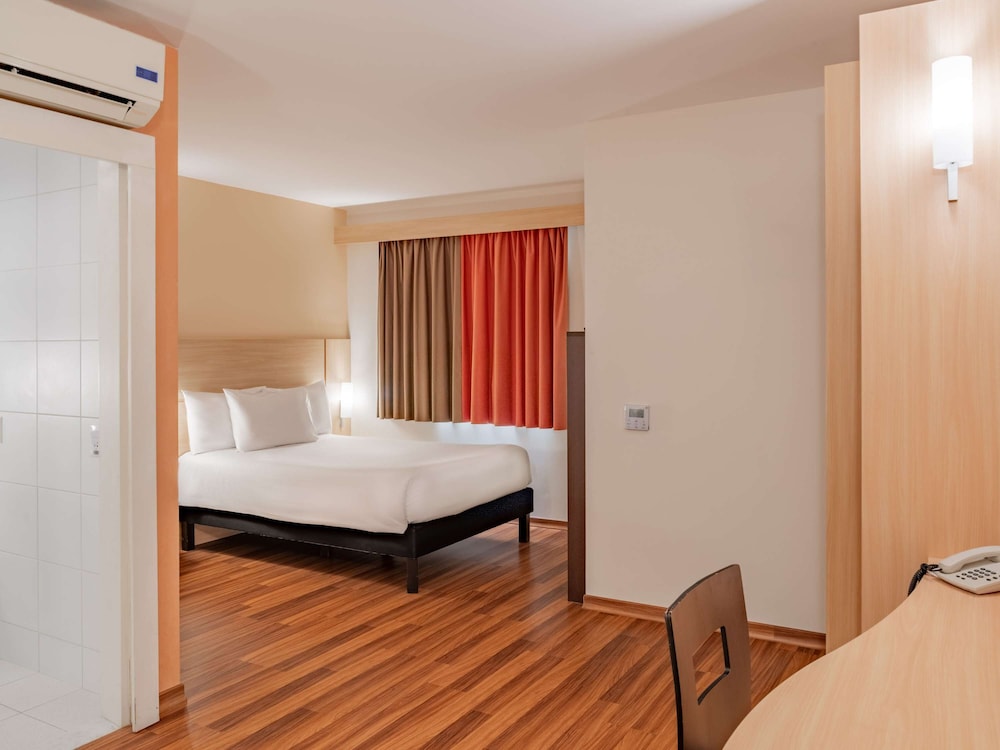 Standard Room, 1 Double Bed, Accessible photo 3