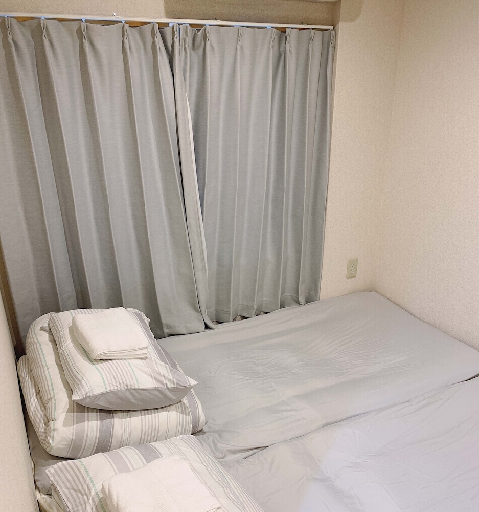 101 (Twin Room) photo 2