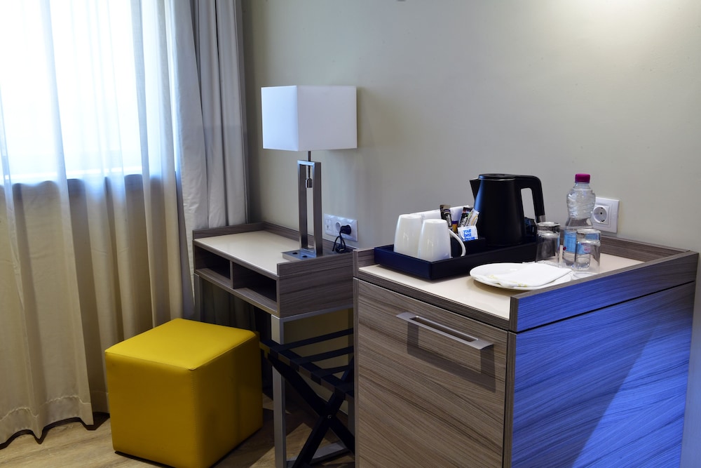 Business Suite photo 3