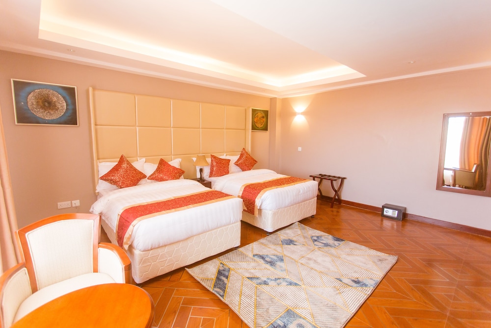 Executive Suite, City View