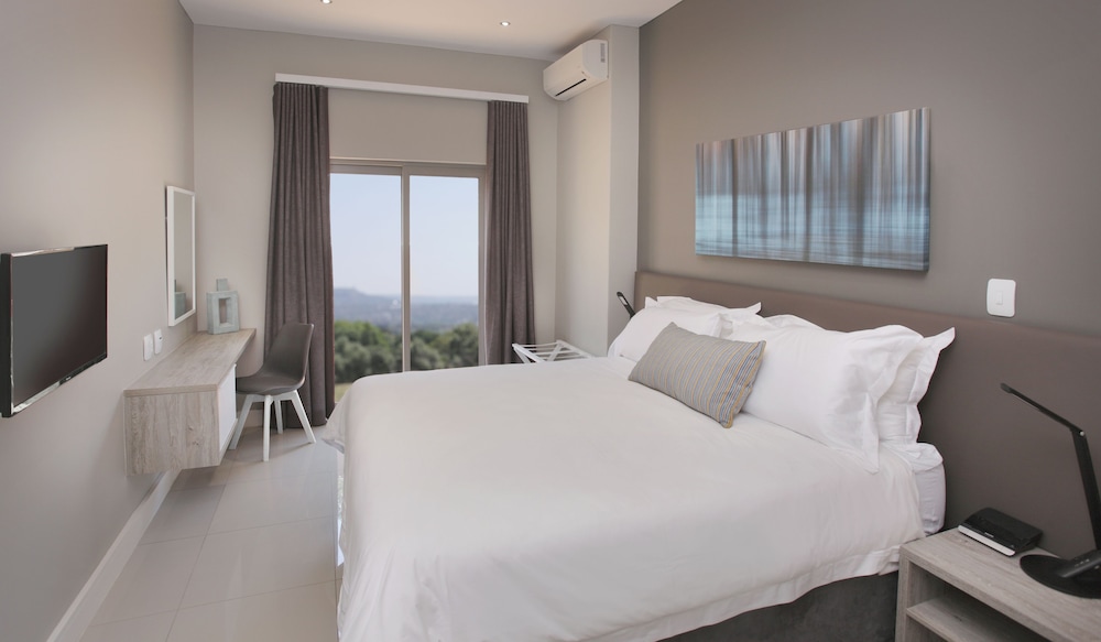 Executive Room, 1 King Bed photo 1