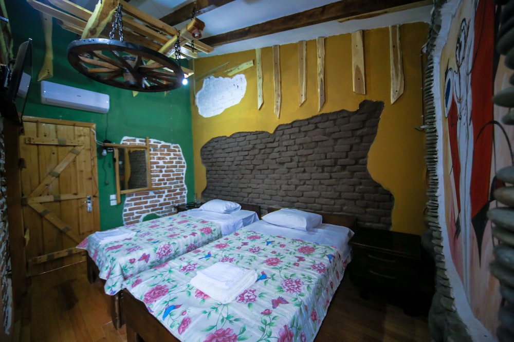 Standard Twin Room photo 2