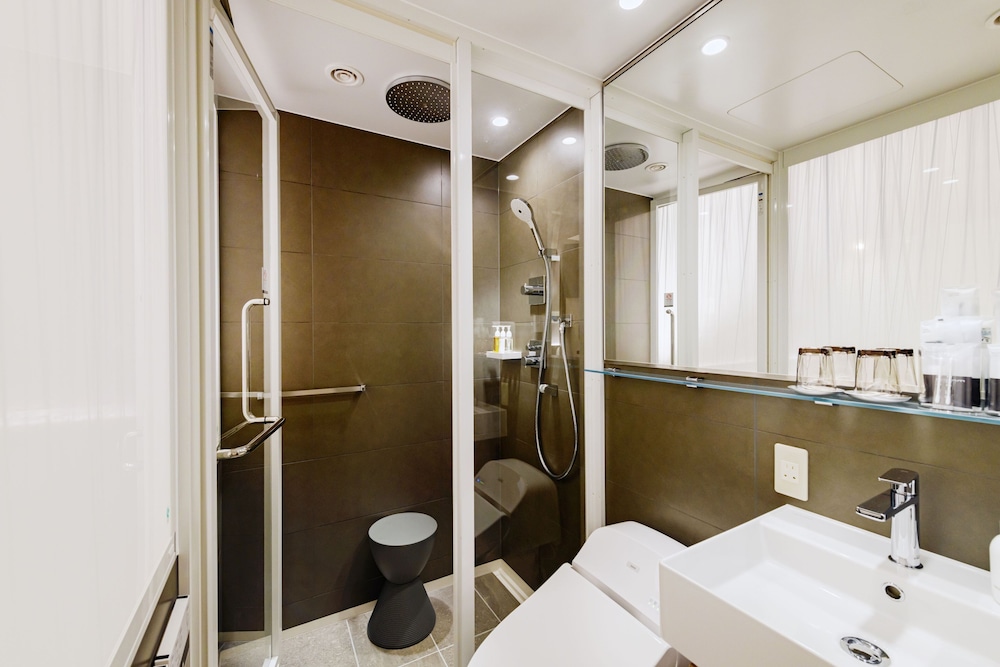 Double Room - Photo 7