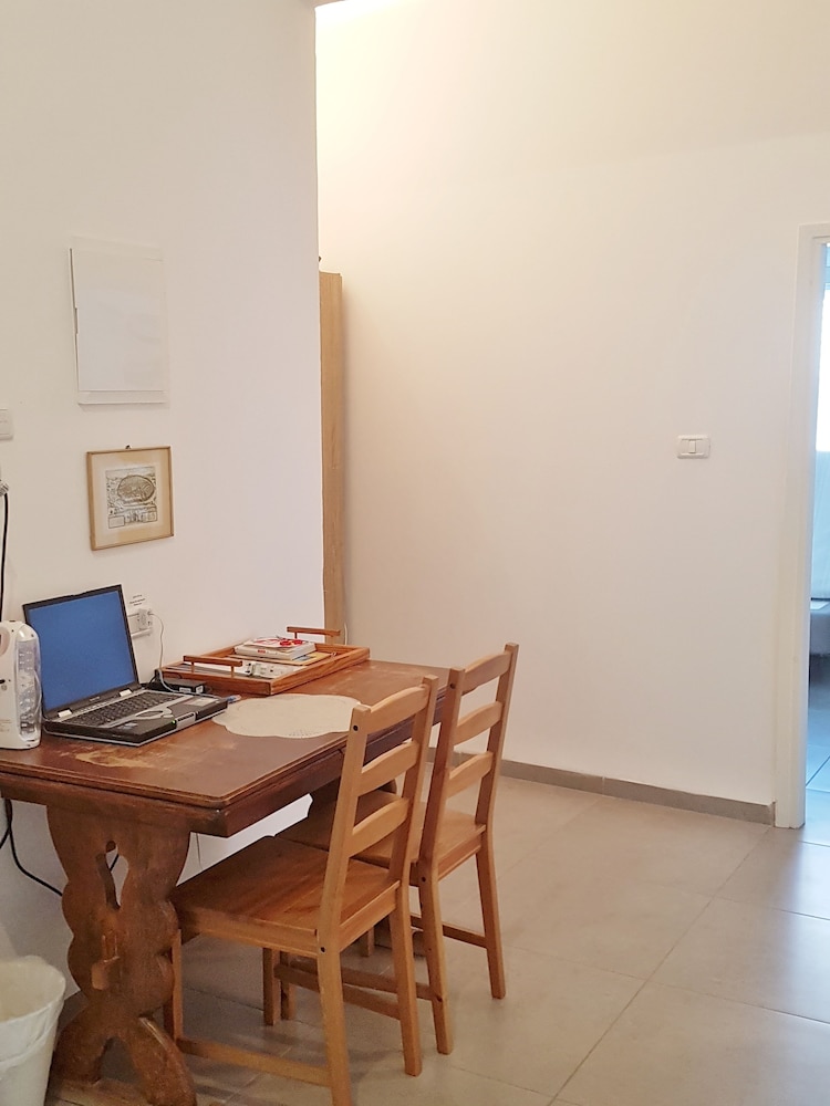 Classic Apartment, 2 Bedrooms (Hadar) photo 2