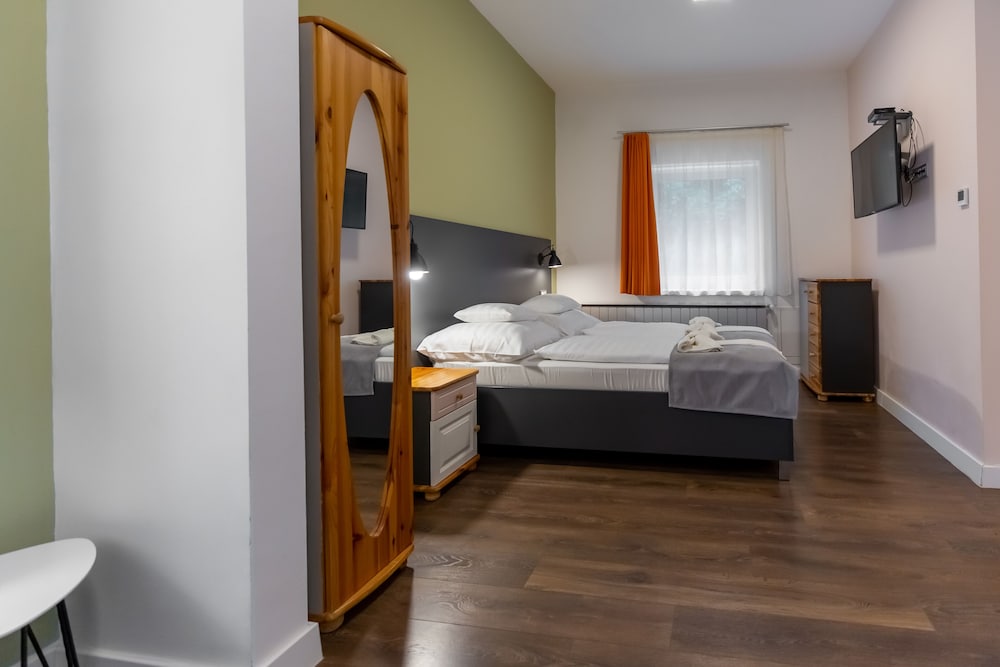 Quadruple Room photo 2