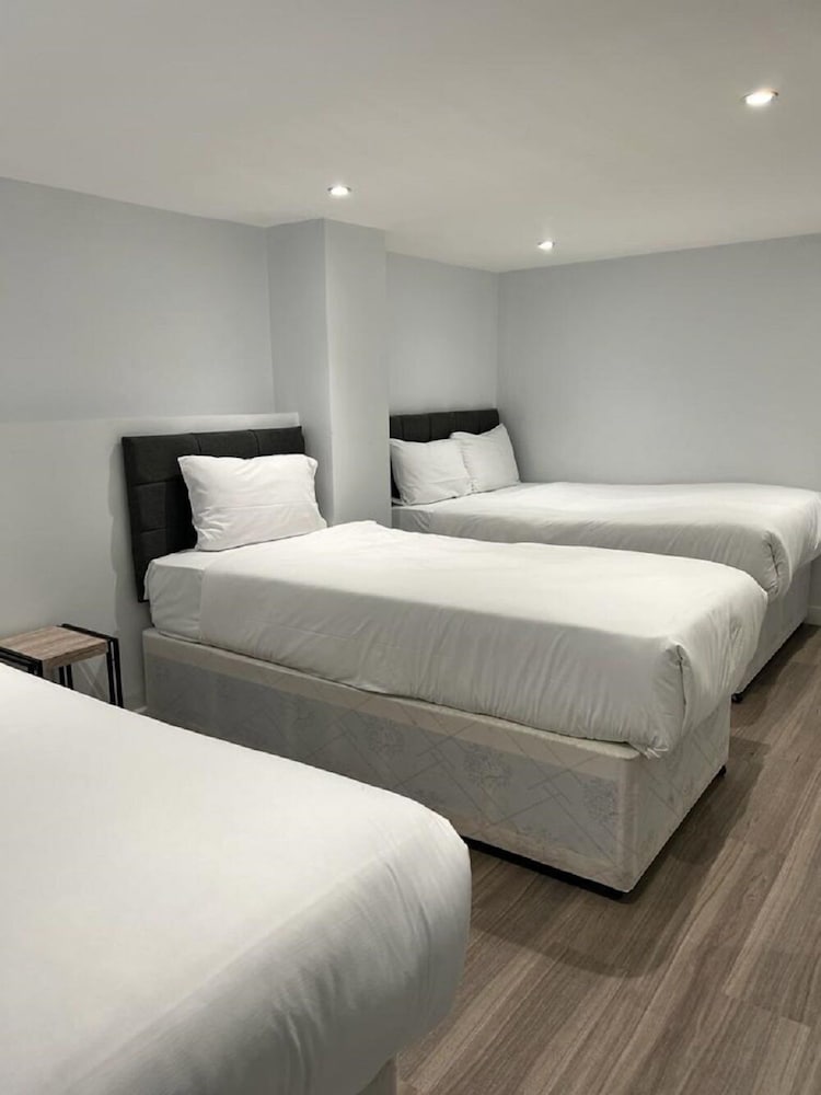 Deluxe Suite, Private Bathroom (Duplex Apartment) photo 2