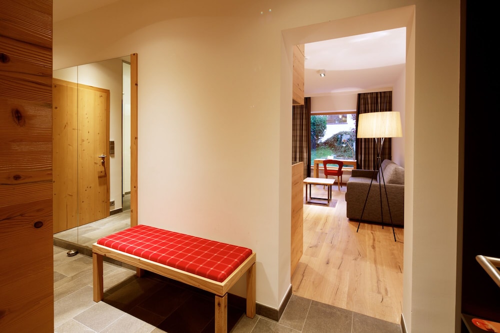 Standard Suite, 1 Bedroom, Terrace photo 2