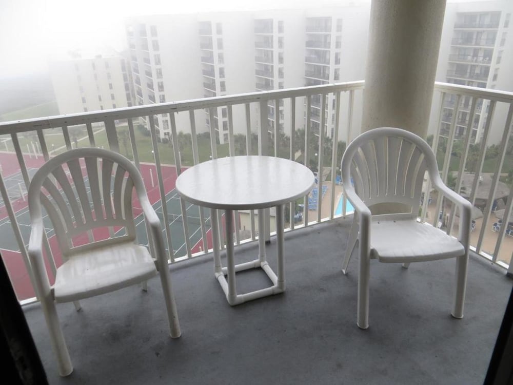 Standard Condo, 2 Bedrooms