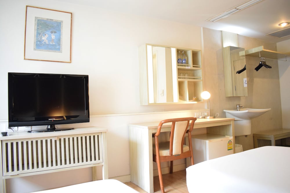 Superior Double or Twin Room photo 3