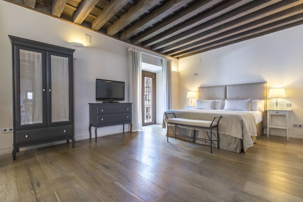 Superior Double Room (Alhambra View) photo 3