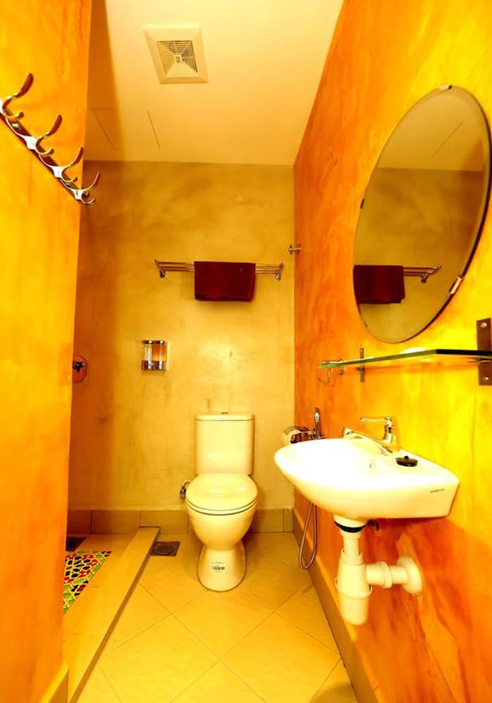 Deluxe King Room photo 3