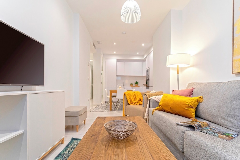 Apartment (2 Bedrooms)