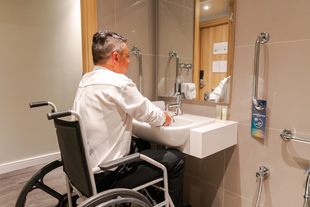 Superior Room for Reduced Mobility