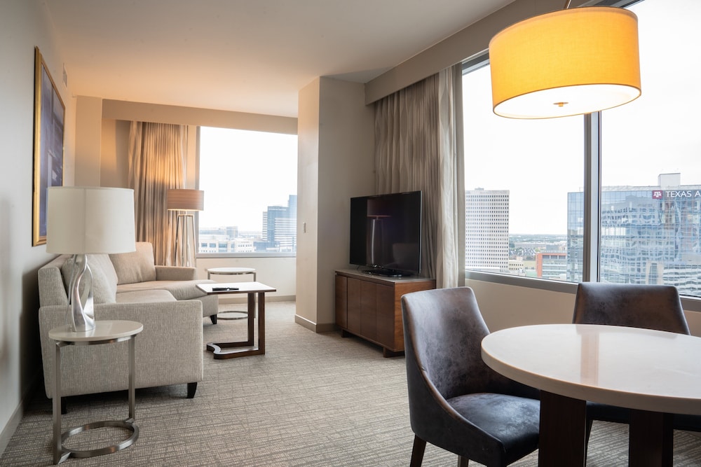 Suite, 1 Bedroom, Accessible, Non Smoking (Communications)