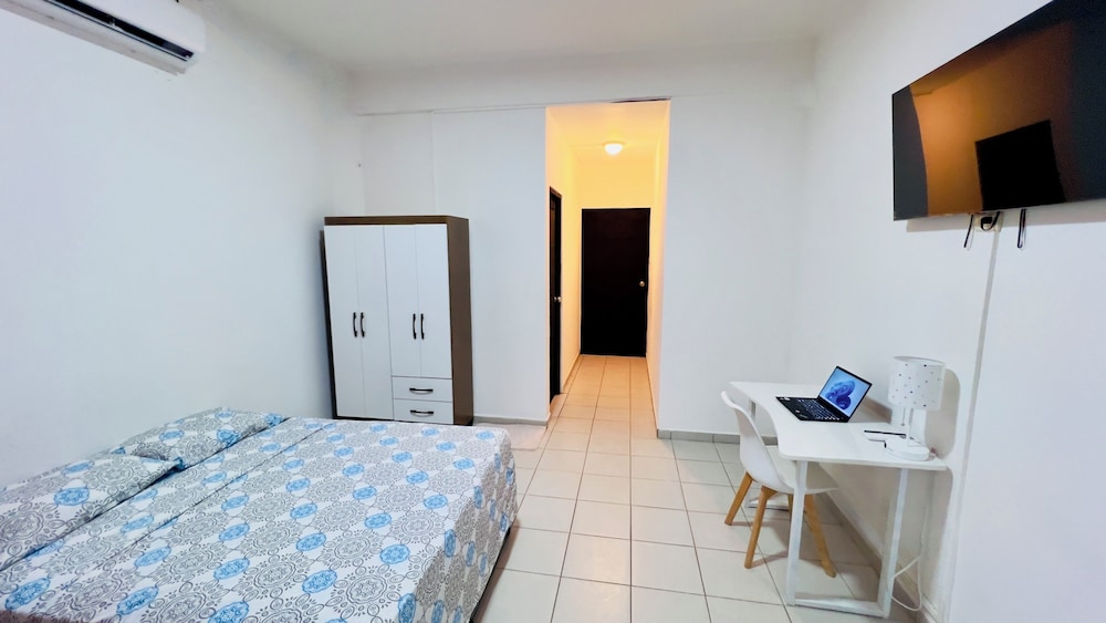 Comfort Suite, 1 Double Bed, Non Smoking, Private Bathroom photo 1