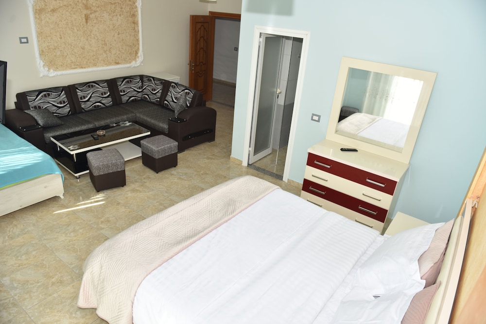 Comfort Room photo 2
