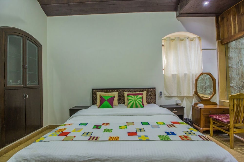 Deluxe Studio Suite, 2 Bedrooms photo 2