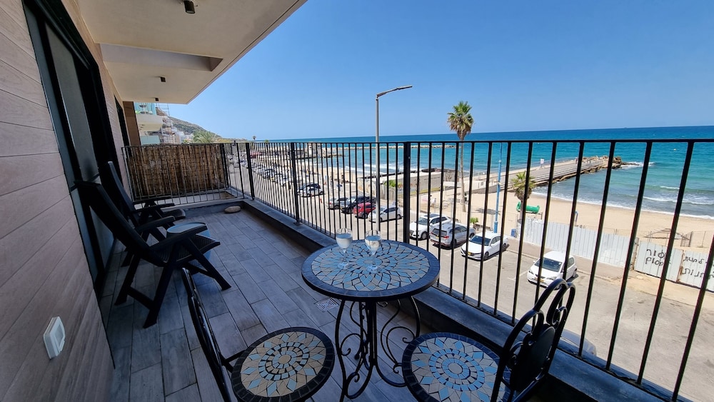 Luxury Apartment, Balcony, Sea View