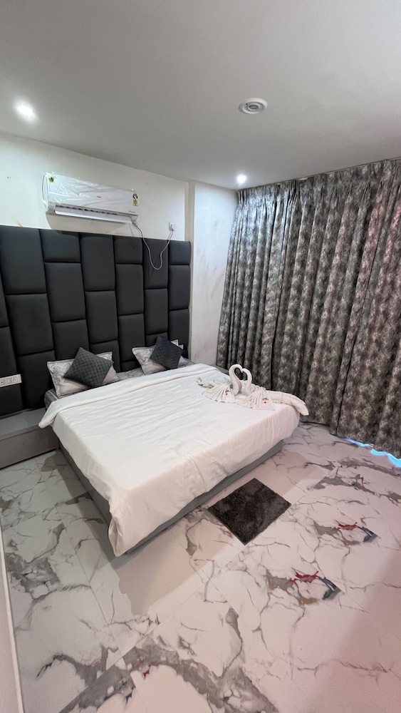 Villa, 2 Bedrooms, Kitchen, Ground Floor