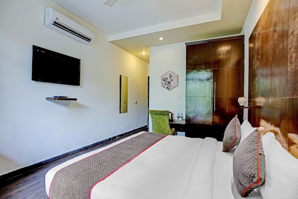 Deluxe Double or Twin Room, Balcony, City View - Photo 24