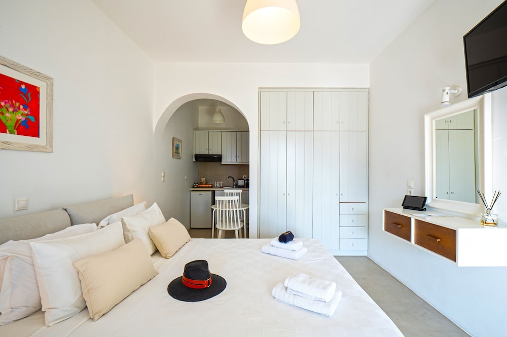 Premium Studio (Chora View) photo 2