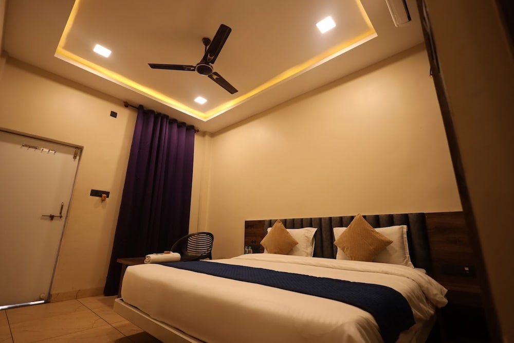 Deluxe Double Room photo 2