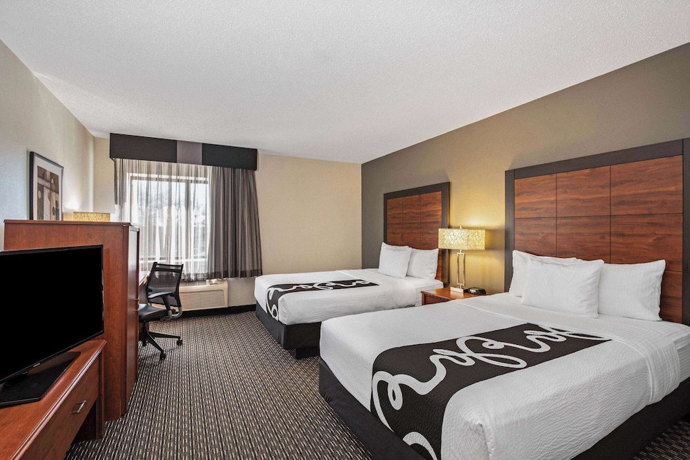 Deluxe Room, 2 Double Beds, Non Smoking - Photo 4