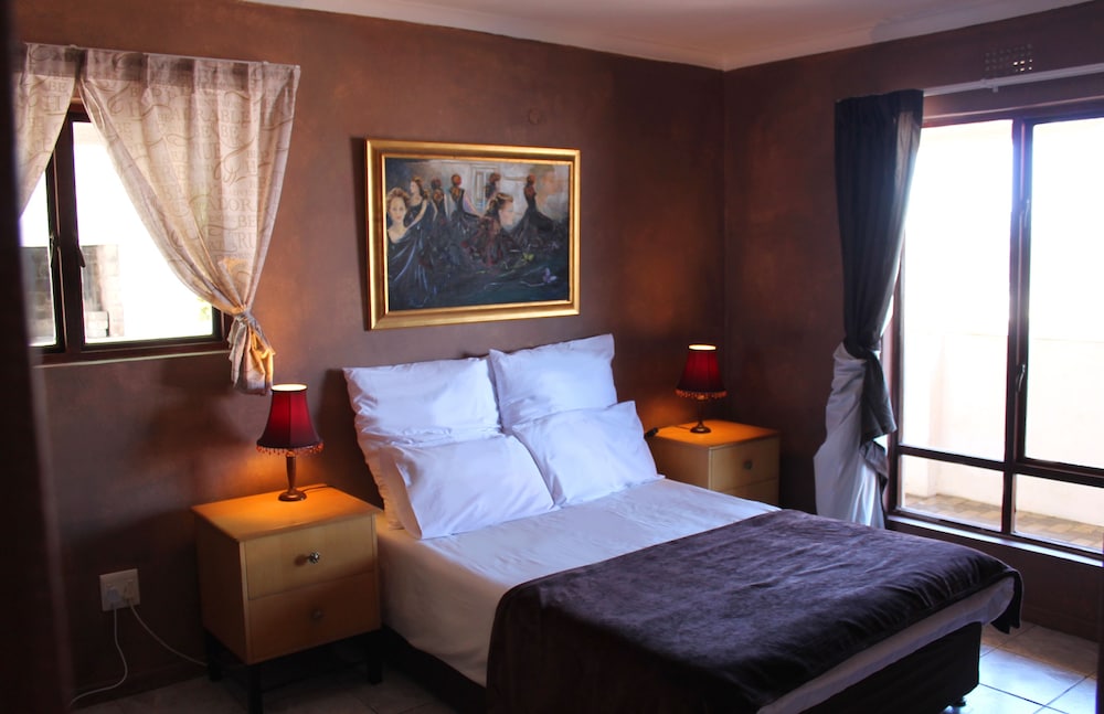 Standard Apartment, 2 Bedrooms, Ground Floor photo 1